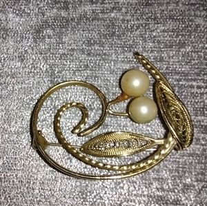 Vintage Faux Pearl & Flower Brooch  1950s 2.76" Floral Figural